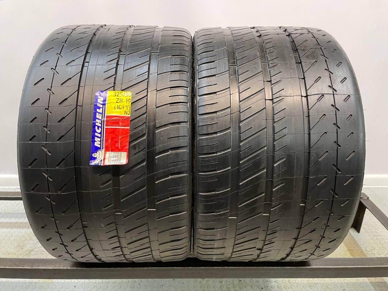 Резина Michelin Pilot Sport Cup 325 30 19 без пробега Шины 325 30 Летние купить онлайн со скидкой 10% за 17500 руб.  Скидка, распродажа. Купить онлайн недорого. Уценка