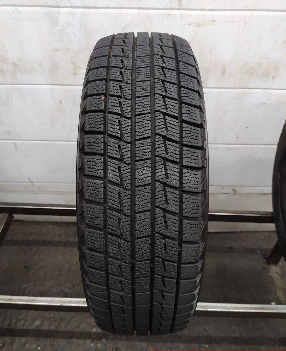 Резина Bridgestone ST 30 175 65 14 БУ Шины 175 65 Зимние купить онлайн со скидкой 10% за 4150 руб.  Скидка, распродажа. Купить онлайн недорого. Уценка