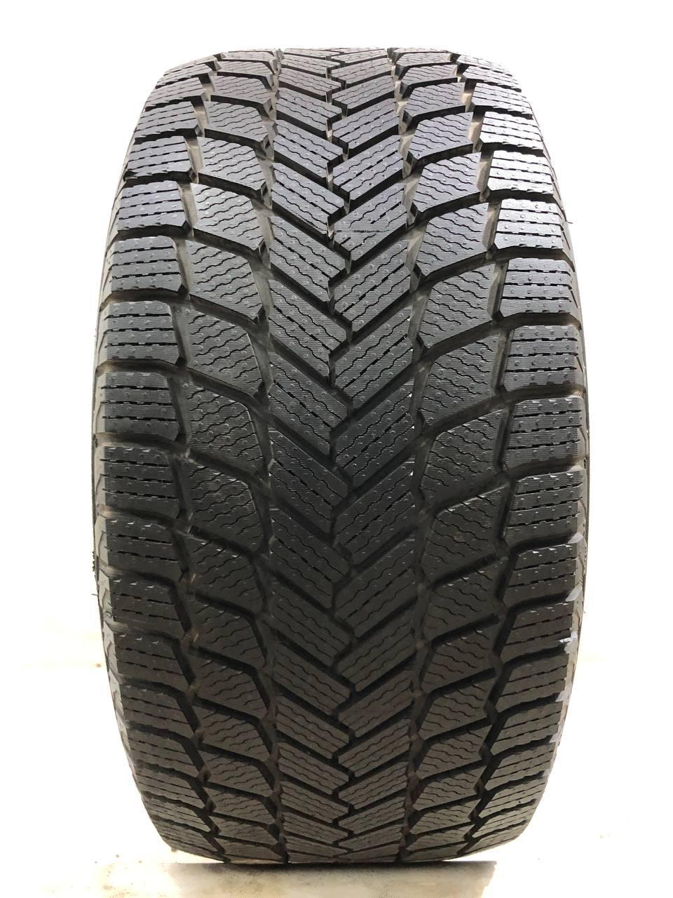 Резина Michelin X-Ice Snow 255 40 18 без пробега Шины 255 40 Зимние купить онлайн со скидкой 10% за 25000 руб.  Скидка, распродажа. Купить онлайн недорого. Уценка