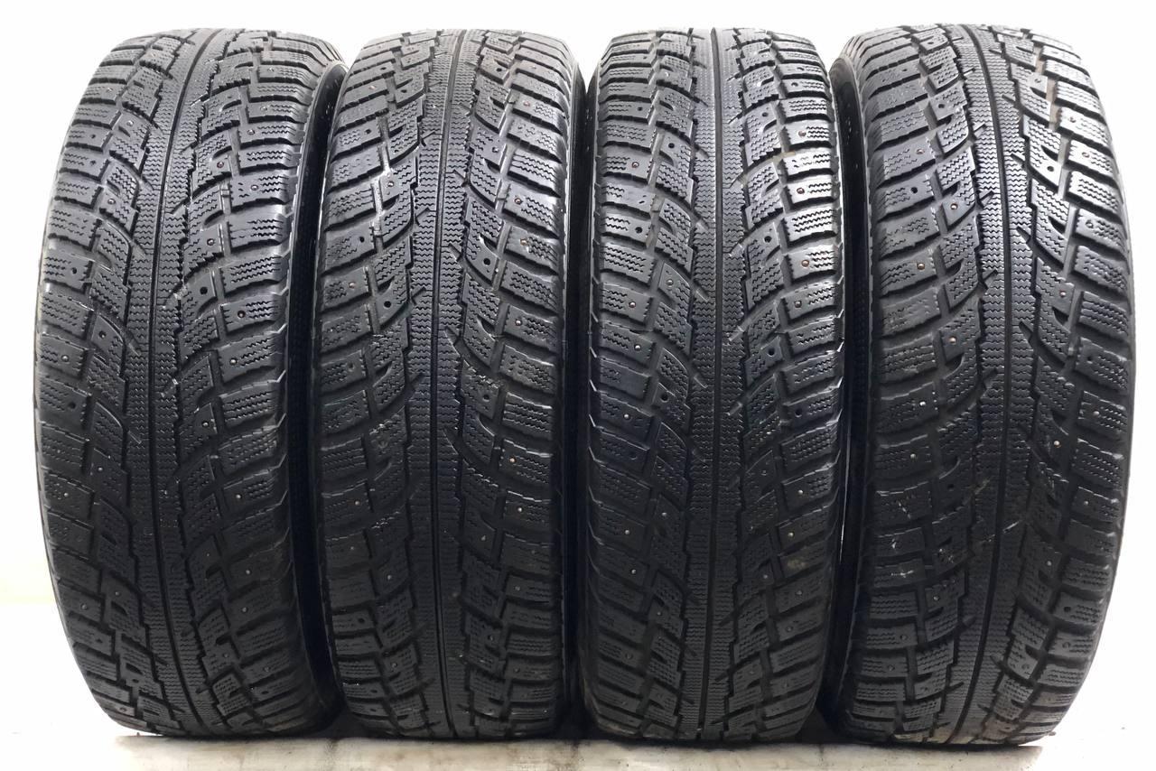 Резина Kumho I’Zen RV Stud KC16 235 65 17 БУ Шины 235 65 Зимние купить онлайн со скидкой 10% за 5800 руб.  Скидка, распродажа. Купить онлайн недорого. Уценка