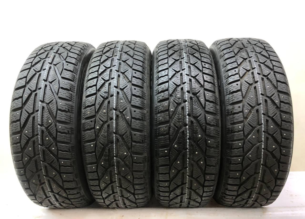 Резина Kormoran SUV Stud 215 65 17 БУ Шины 215 65 Зимние купить онлайн со скидкой 10% за 6350 руб.  Скидка, распродажа. Купить онлайн недорого. Уценка