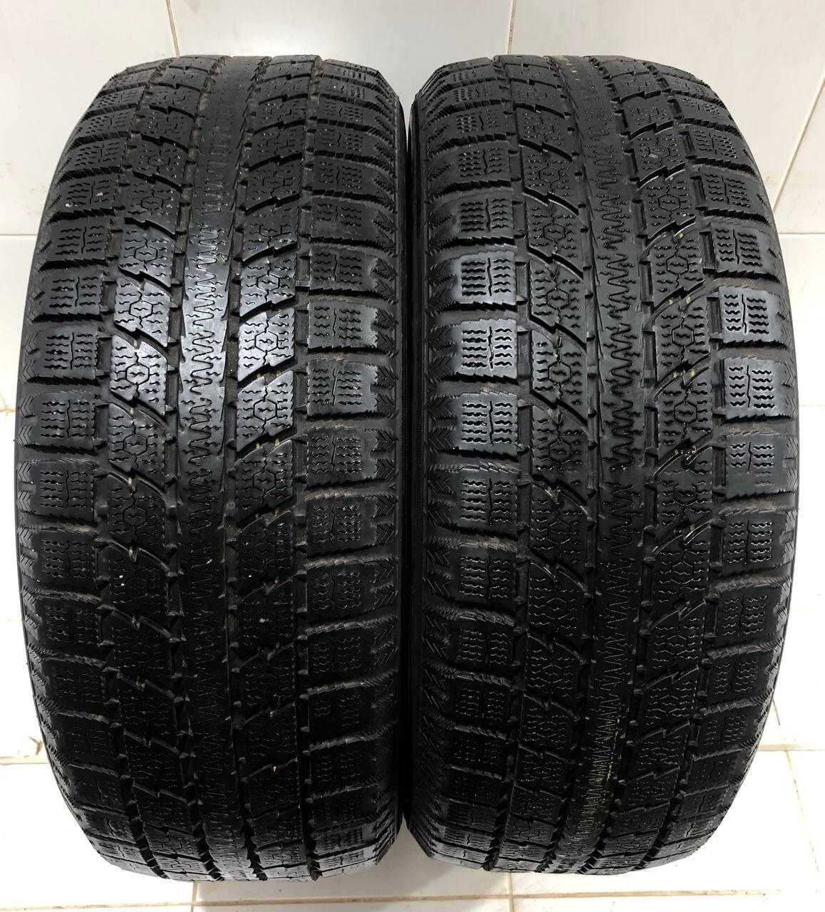 Резина Toyo Observe GSi5 215 55 17 БУ Шины 215 55 Зимние купить онлайн со скидкой 10% за 4250 руб.  Скидка, распродажа. Купить онлайн недорого. Уценка