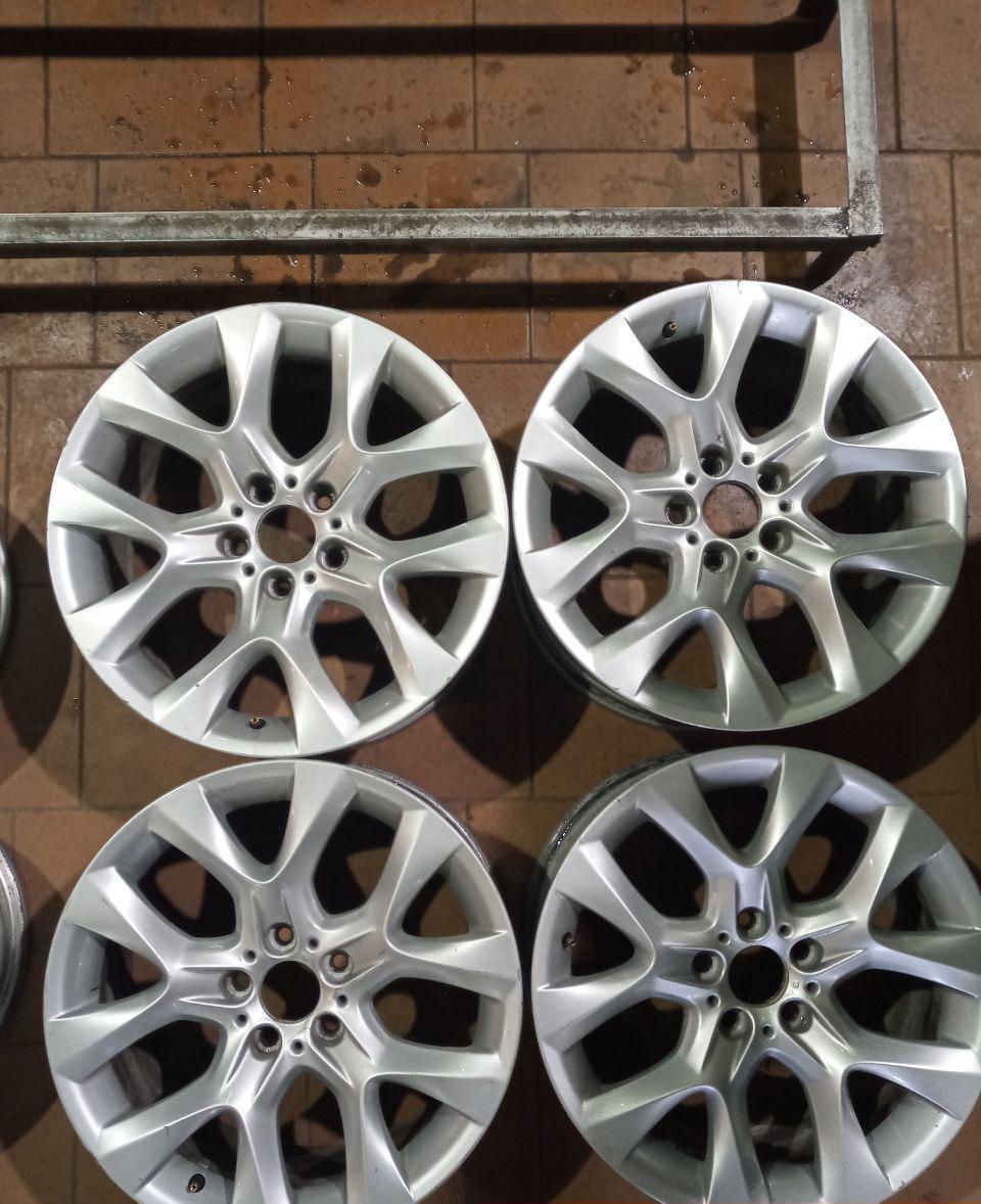 Резина Колесные диски BMW 9xR19/5×120 74.1 Серебристый купить онлайн со скидкой 10% за 11400 руб.  Скидка, распродажа. Купить онлайн недорого. Уценка