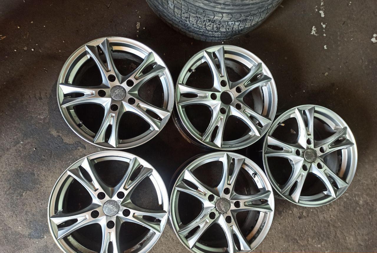 Колесные диски ASW 7xR16/5×120 72.6 Серебристый. Цена 3700 руб, вместо 4107 руб. Скидка 10%, распродажа. Купить онлайн недорого. Уценка
