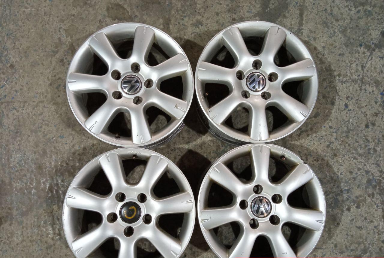Колесные диски Volkswagen 7.5xR17/5×130 71.6. Цена 5100 руб, вместо 5661 руб. Скидка 10%, распродажа. Купить онлайн недорого. Уценка