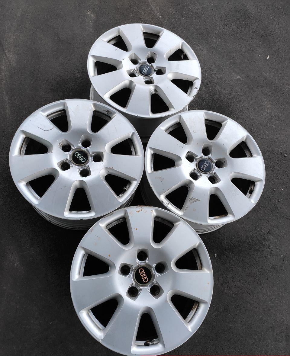 Колесные диски Audi 7.5xR18/5×130 71.6 Серебристый. Цена 6100 руб, вместо 6771 руб. Скидка 10%, распродажа. Купить онлайн недорого. Уценка
