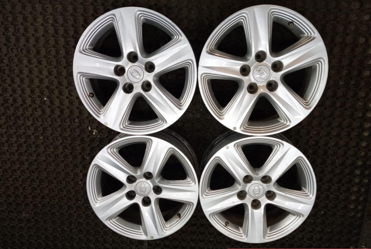 Резина Колесные диски Kia 6.5xR16/5×114.3 67.1 Серебристый купить онлайн со скидкой 10% за 8300 руб.  Скидка, распродажа. Купить онлайн недорого. Уценка