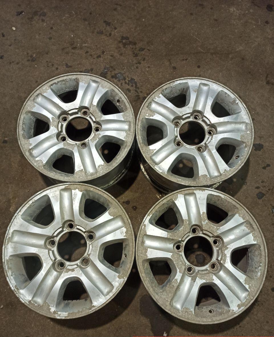 Колесные диски Toyota 8xR17/5×150 110.1 Серебристый. Цена 2900 руб, вместо 3219 руб. Скидка 10%, распродажа. Купить онлайн недорого. Уценка
