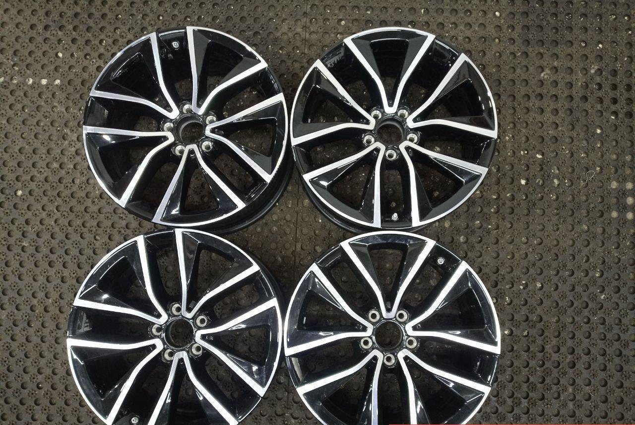 Колесные диски Mercedes 8xR18/5×112 66.6 Черный с полированной лицевой поверхностью. Цена 26400 руб, вместо 29304 руб. Скидка 10%, распродажа. Купить онлайн недорого. Уценка