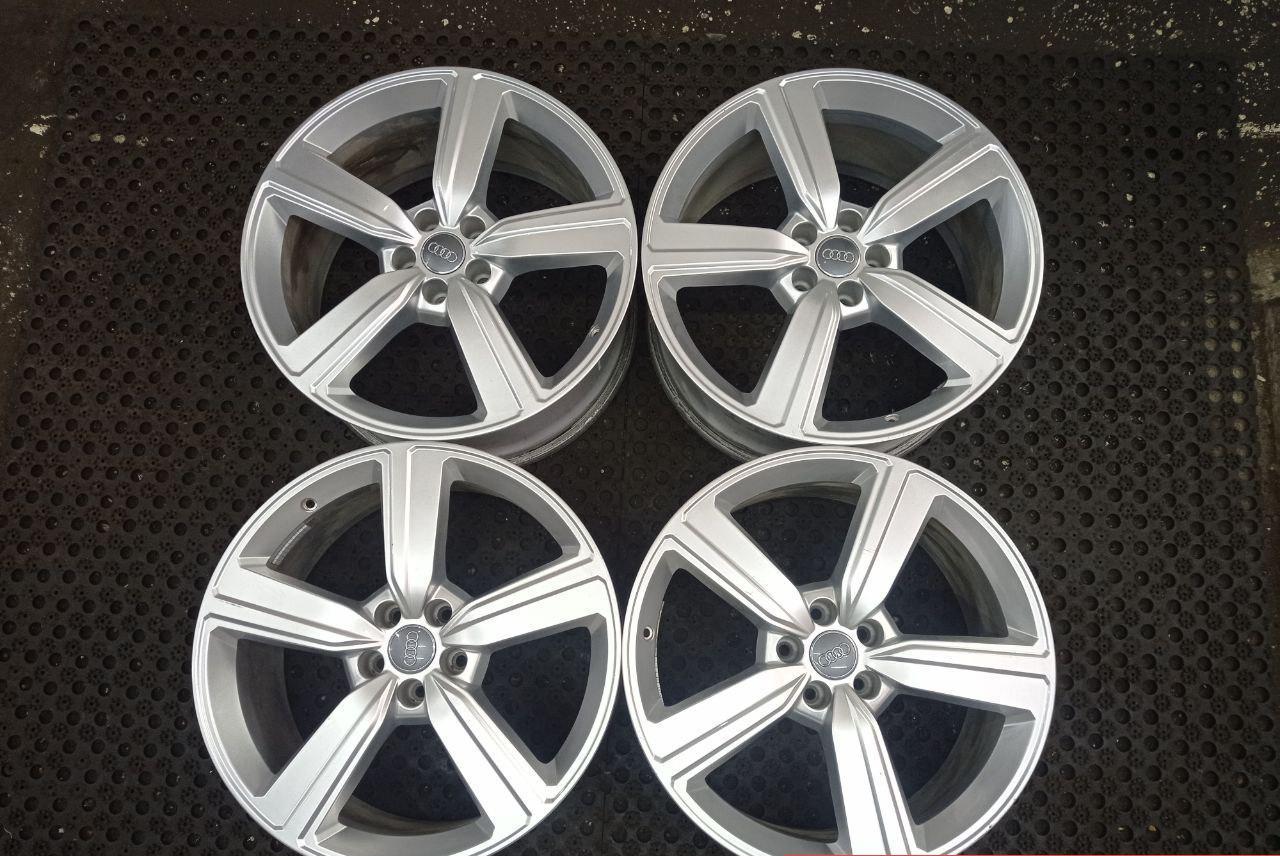 Колесные диски Audi 9xR20/5×112 66.6 Серебристый. Цена 29700 руб, вместо 32967 руб. Скидка 10%, распродажа. Купить онлайн недорого. Уценка