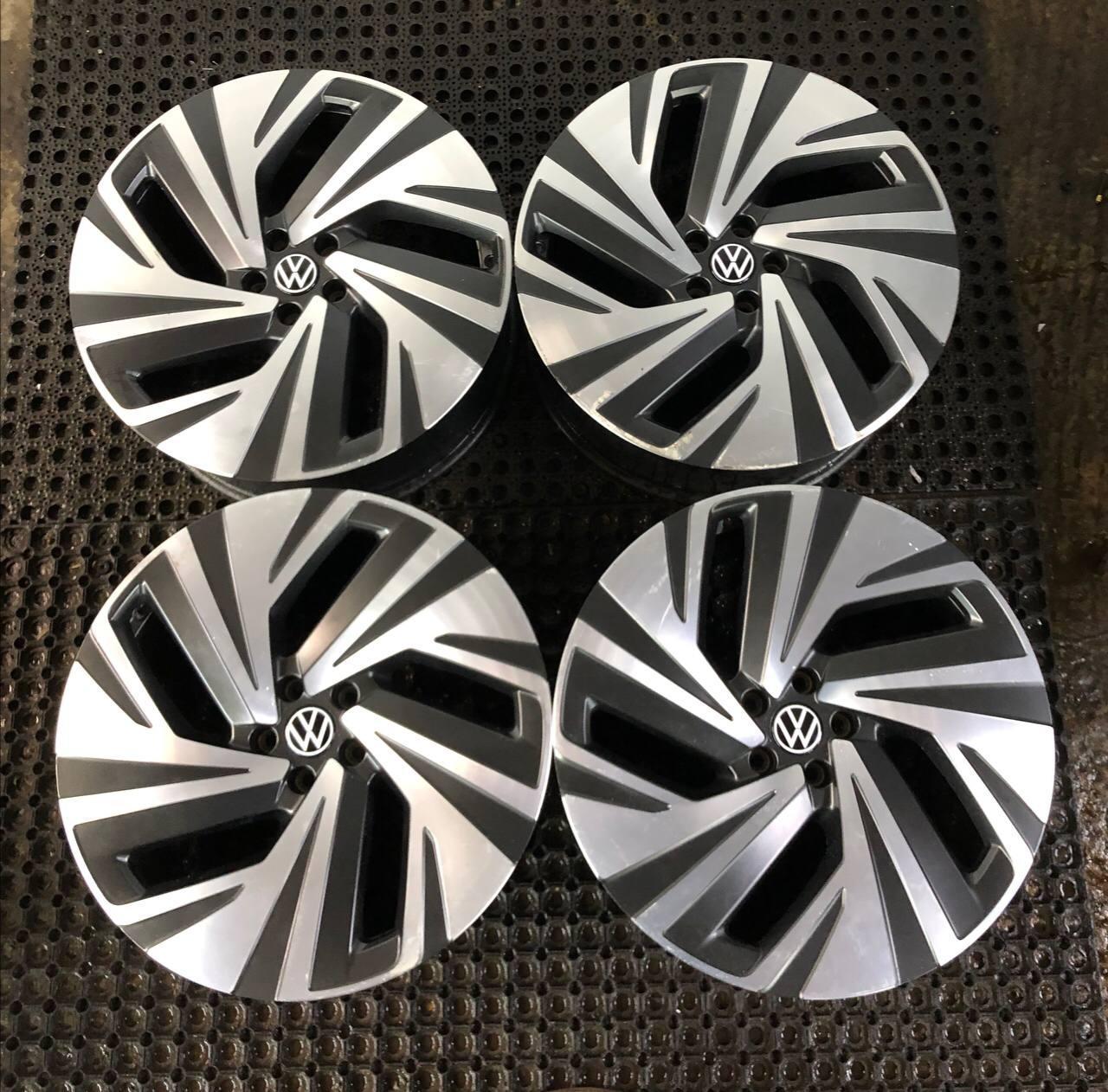 Колесные диски Volkswagen 9xR21/5×112 57.1. Цена 36000 руб, вместо 39960 руб. Скидка 10%, распродажа. Купить онлайн недорого. Уценка