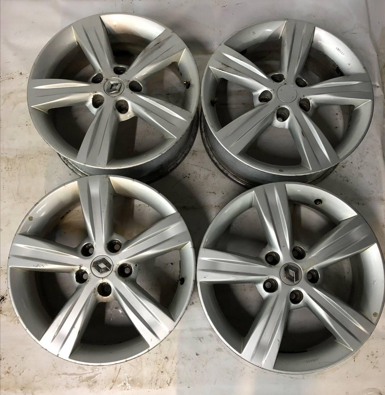 Колесные диски Renault 6.5xR17/5×114.3 66.1. Цена 8050 руб, вместо 8936 руб. Скидка 10%, распродажа. Купить онлайн недорого. Уценка