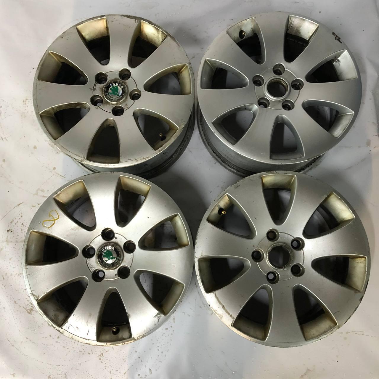 Колесные диски Skoda 7xR16/5×112 57.1. Цена 4050 руб, вместо 4496 руб. Скидка 10%, распродажа. Купить онлайн недорого. Уценка