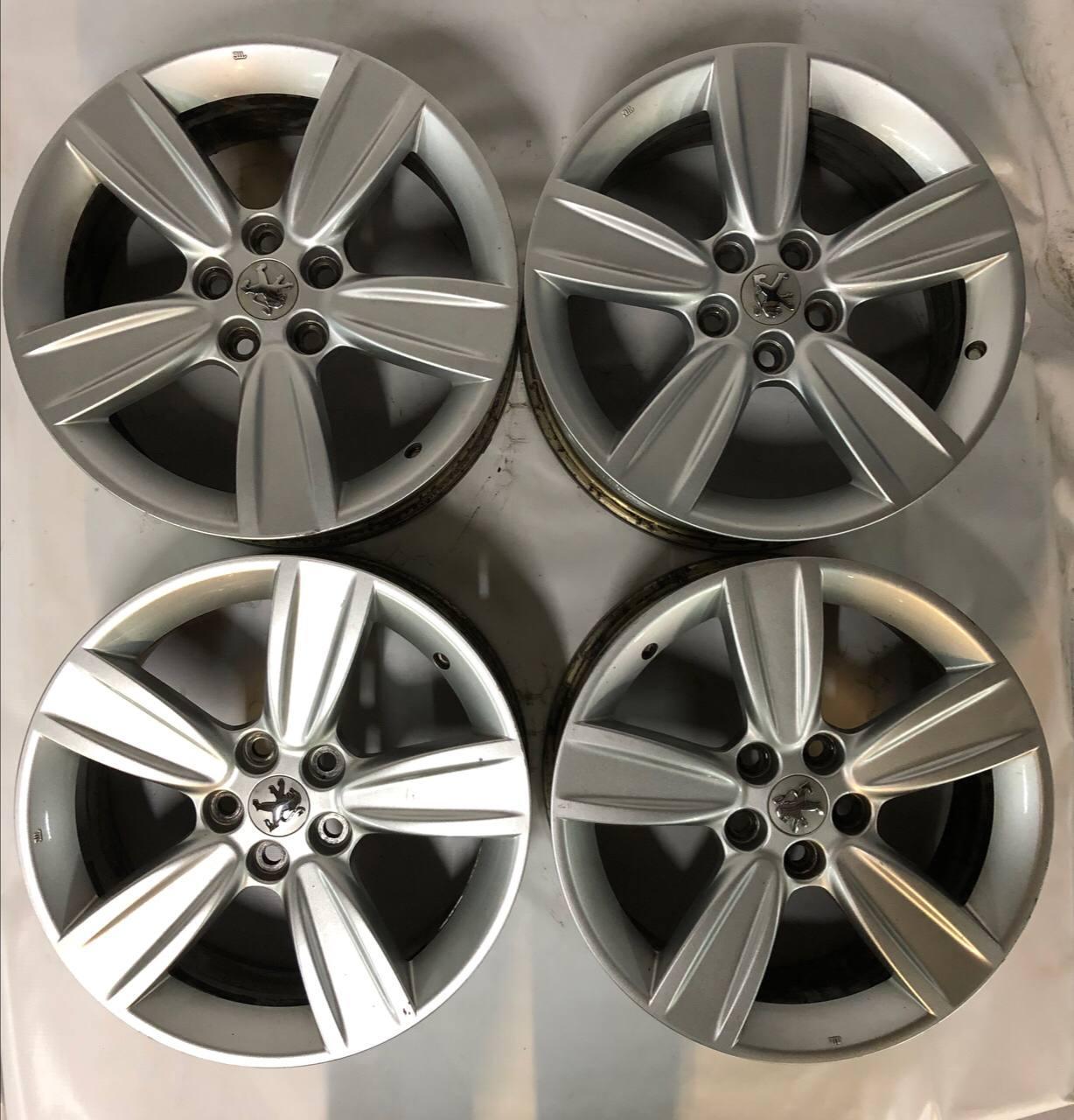 Резина Колесные диски Peugeot 7xR18/5×114.3 67.1 купить онлайн со скидкой 10% за 13500 руб.  Скидка, распродажа. Купить онлайн недорого. Уценка