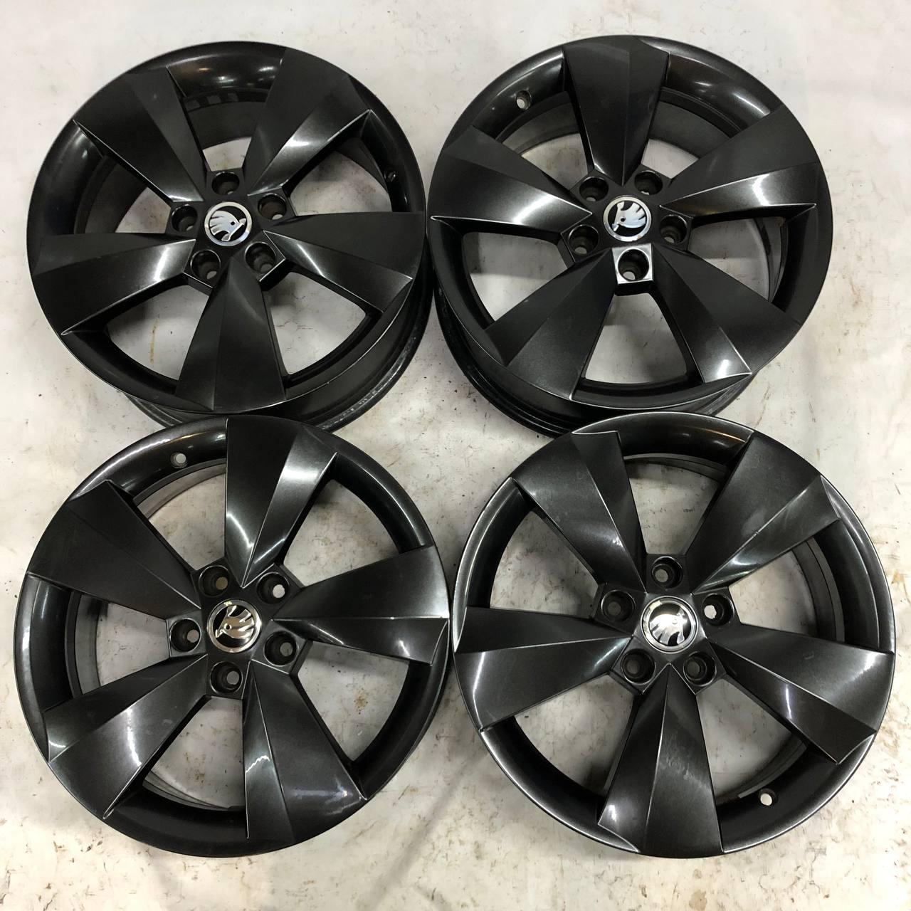 Колесные диски Skoda 6.5xR17/5×112 57.1. Цена 12600 руб, вместо 13986 руб. Скидка 10%, распродажа. Купить онлайн недорого. Уценка