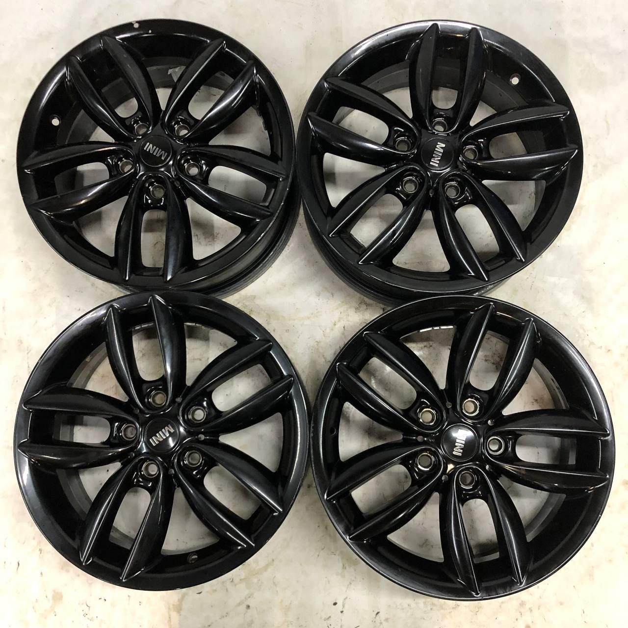 Колесные диски Mini 7xR17/5×120 72.6. Цена 15000 руб, вместо 16650 руб. Скидка 10%, распродажа. Купить онлайн недорого. Уценка