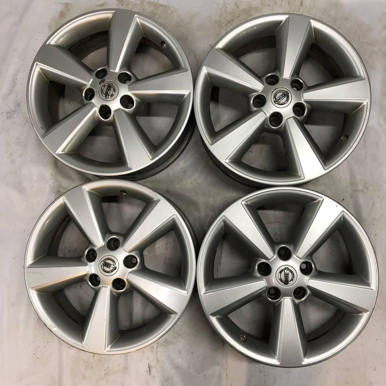 Колесные диски Nissan 6.5xR17/5×114.3 66.1. Цена 6000 руб, вместо 6660 руб. Скидка 10%, распродажа. Купить онлайн недорого. Уценка