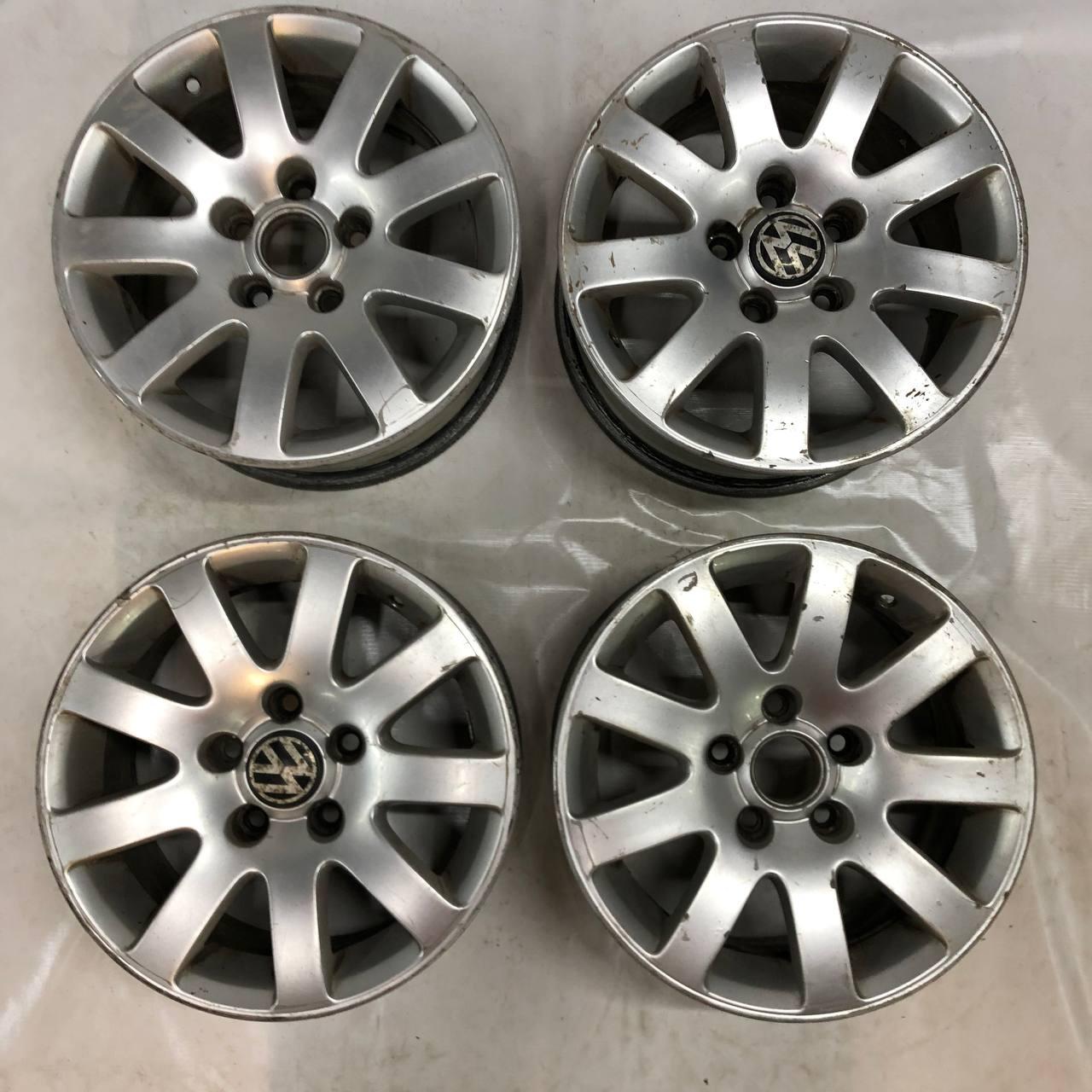 Колесные диски Volkswagen 7xR15/5×112 57.1. Цена 3000 руб, вместо 3330 руб. Скидка 10%, распродажа. Купить онлайн недорого. Уценка
